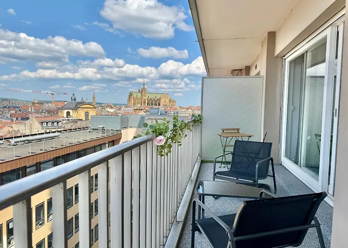 아파트 La Terrasse Du Coislin *